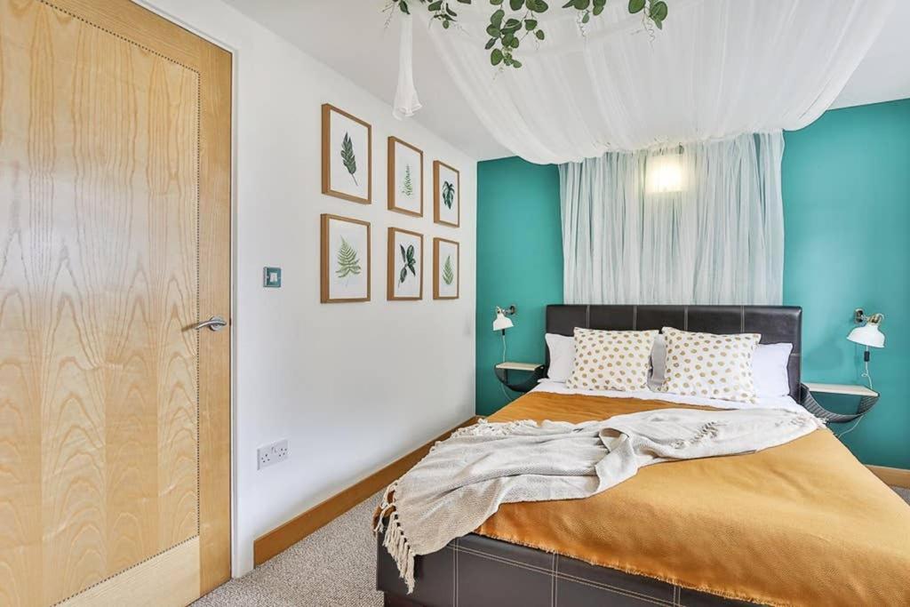 The Exclusive Gem Of Leeds - Sleeps 8 Apartamento Exterior foto