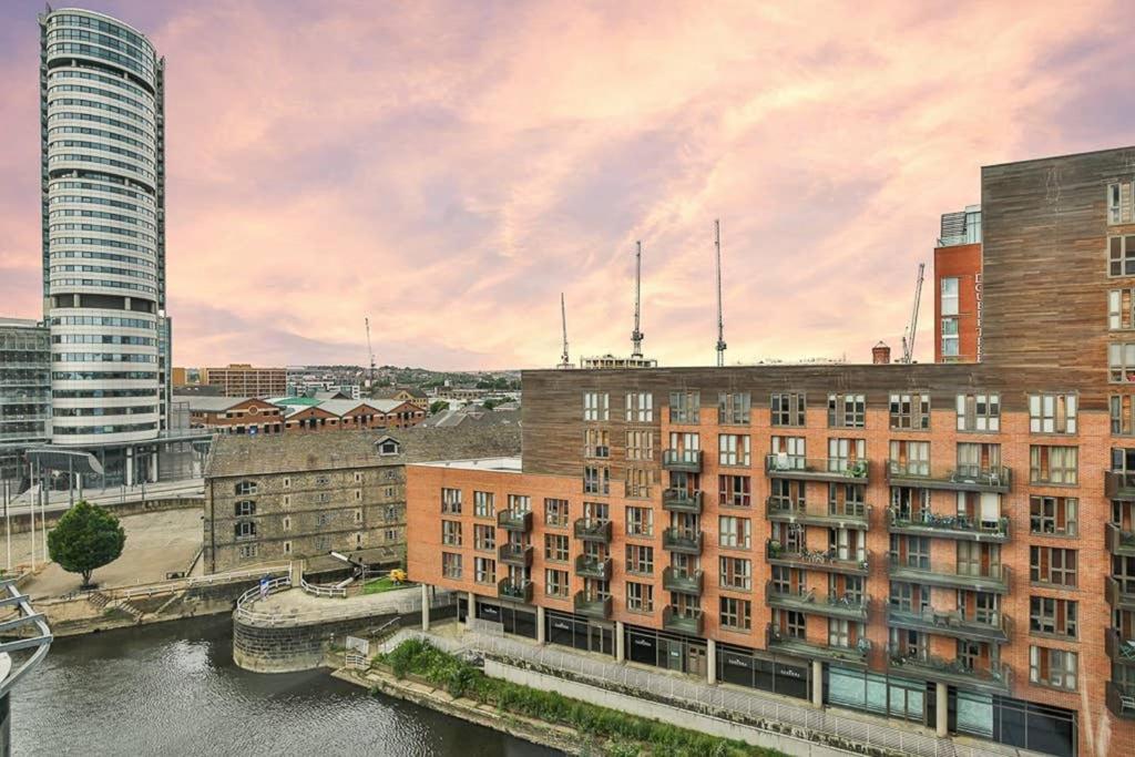 The Exclusive Gem Of Leeds - Sleeps 8 Apartamento Exterior foto