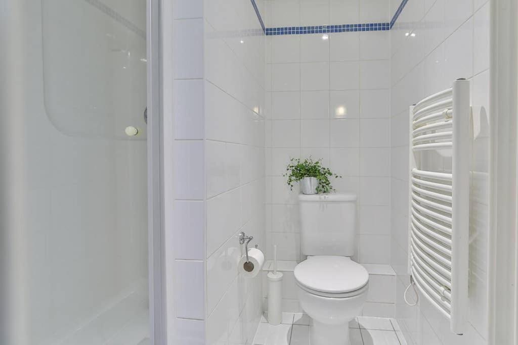 The Exclusive Gem Of Leeds - Sleeps 8 Apartamento Exterior foto
